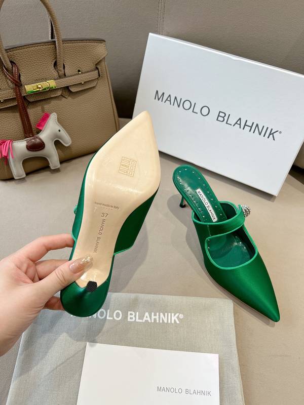 Manolo Blahnik Shoes MBS00063